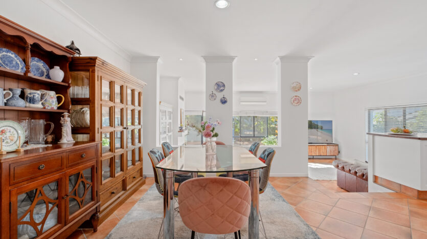 56 Ontario Crescent, Parkinson, QLD 4115