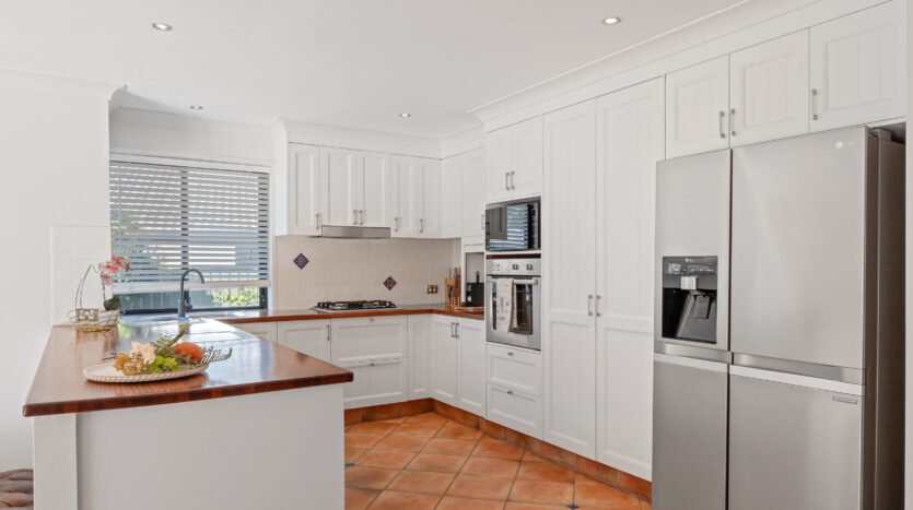 56 Ontario Crescent, Parkinson, QLD 4115