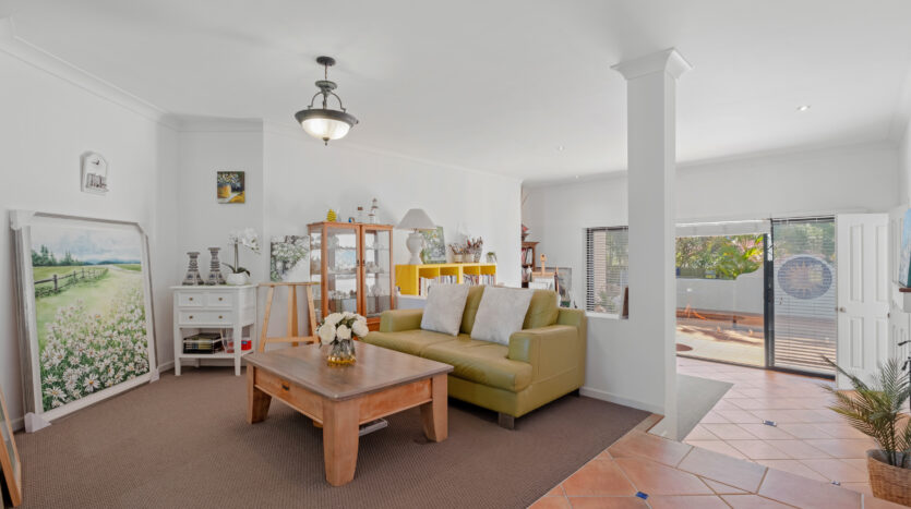 56 Ontario Crescent, Parkinson, QLD 4115